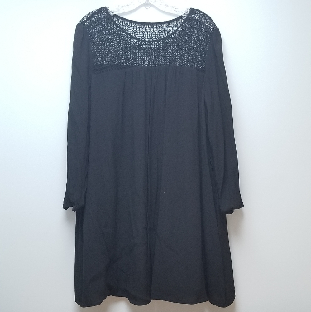 GAP | BLACK SWING DRESS W/CROCHET, SIZE L